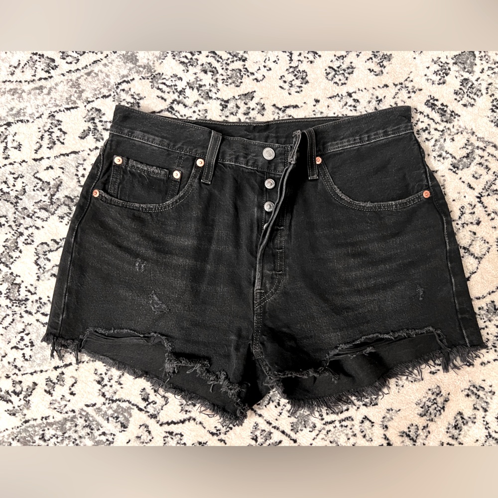 Levi 501 black shorts